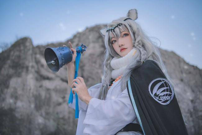 明日方舟 初雪cosplay 绝对领域(图6)