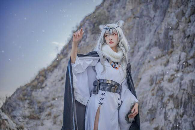 明日方舟 初雪cosplay 绝对领域(图4)