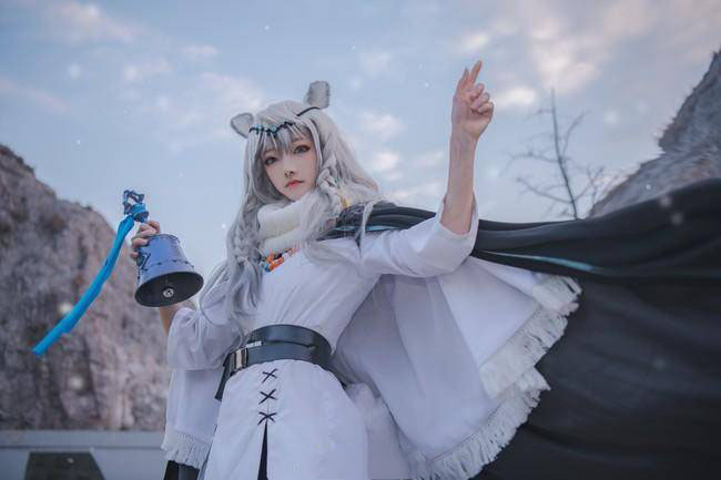 明日方舟 初雪cosplay 绝对领域(图7)