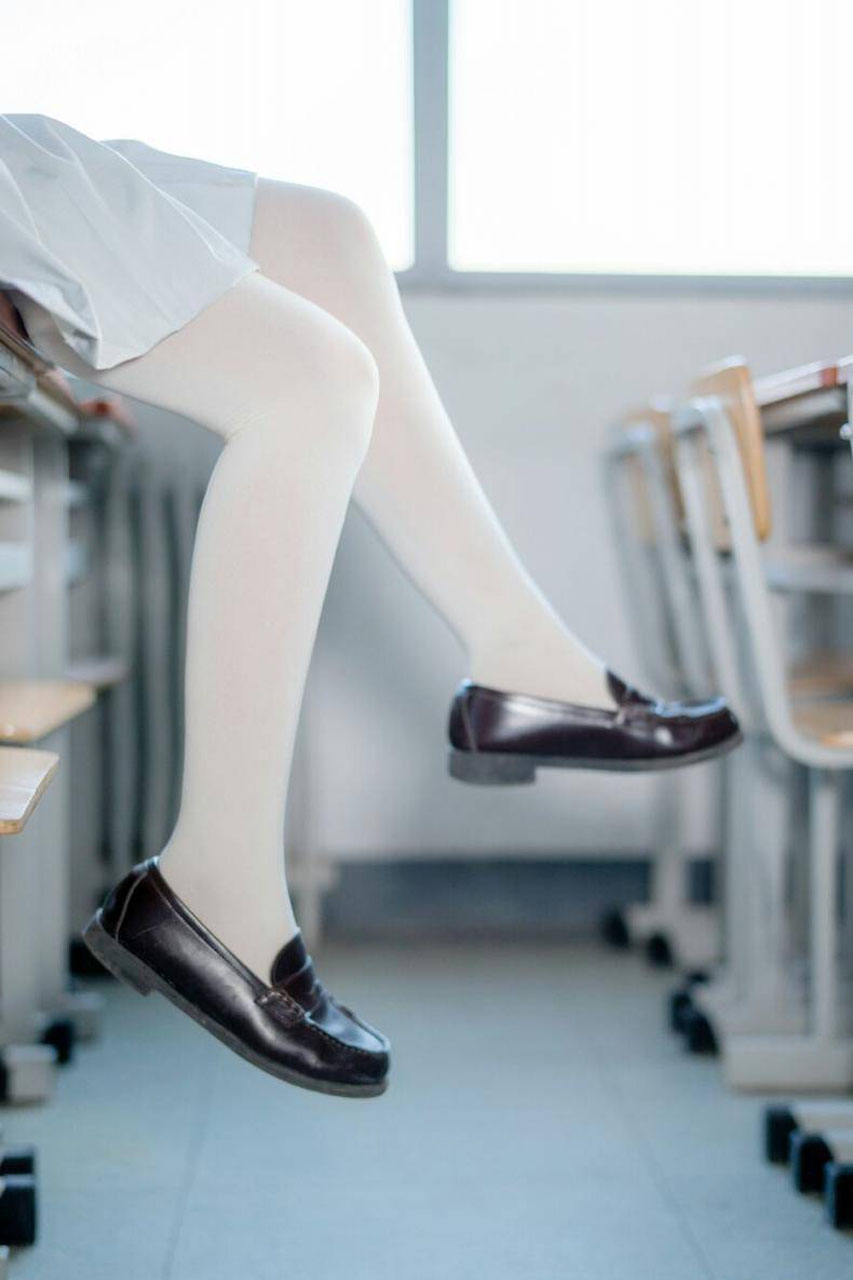 白丝少女(图2)