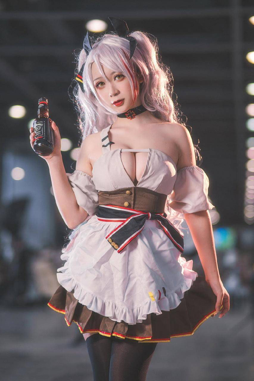 碧蓝航线 欧根亲王女仆 Cn：樱落Selena_(图1)