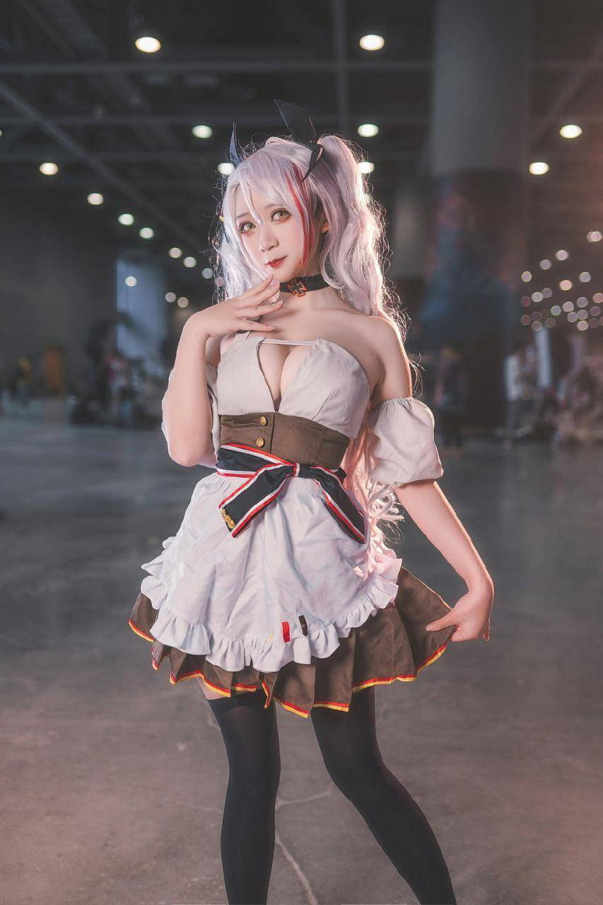 碧蓝航线 欧根亲王女仆 Cn：樱落Selena_(图2)