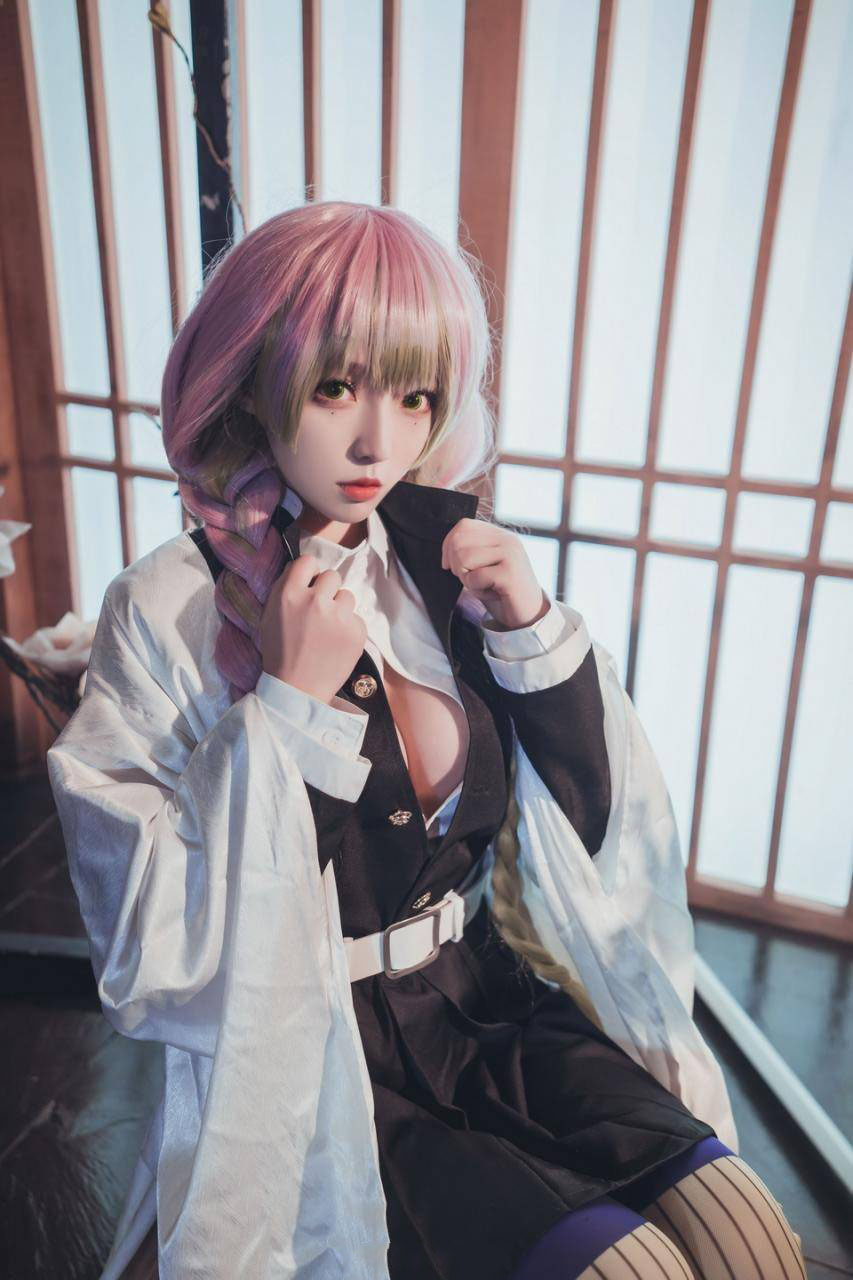 恋柱cosplay cn白易子教主(图1)