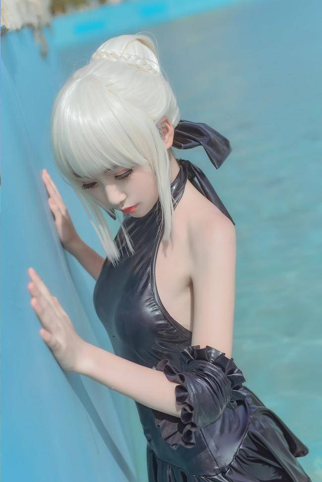 阿尔托莉雅alter泳装cos Cn：泡泡(图3)