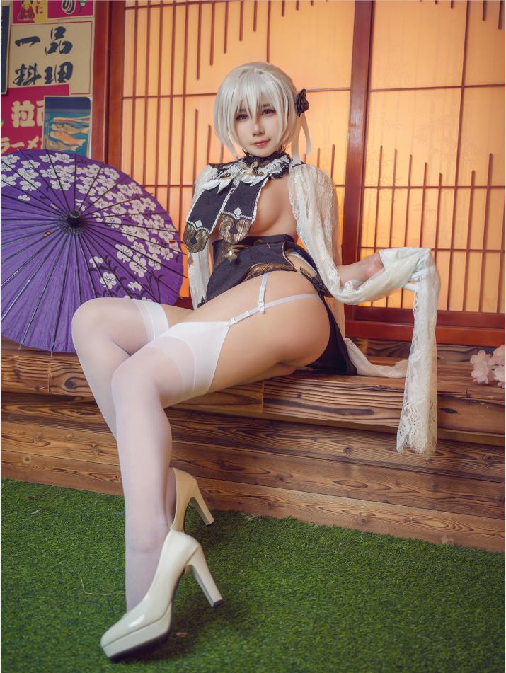 动漫博主@麻花麻花酱  天狼星旗袍 【30P330MB】(图2)