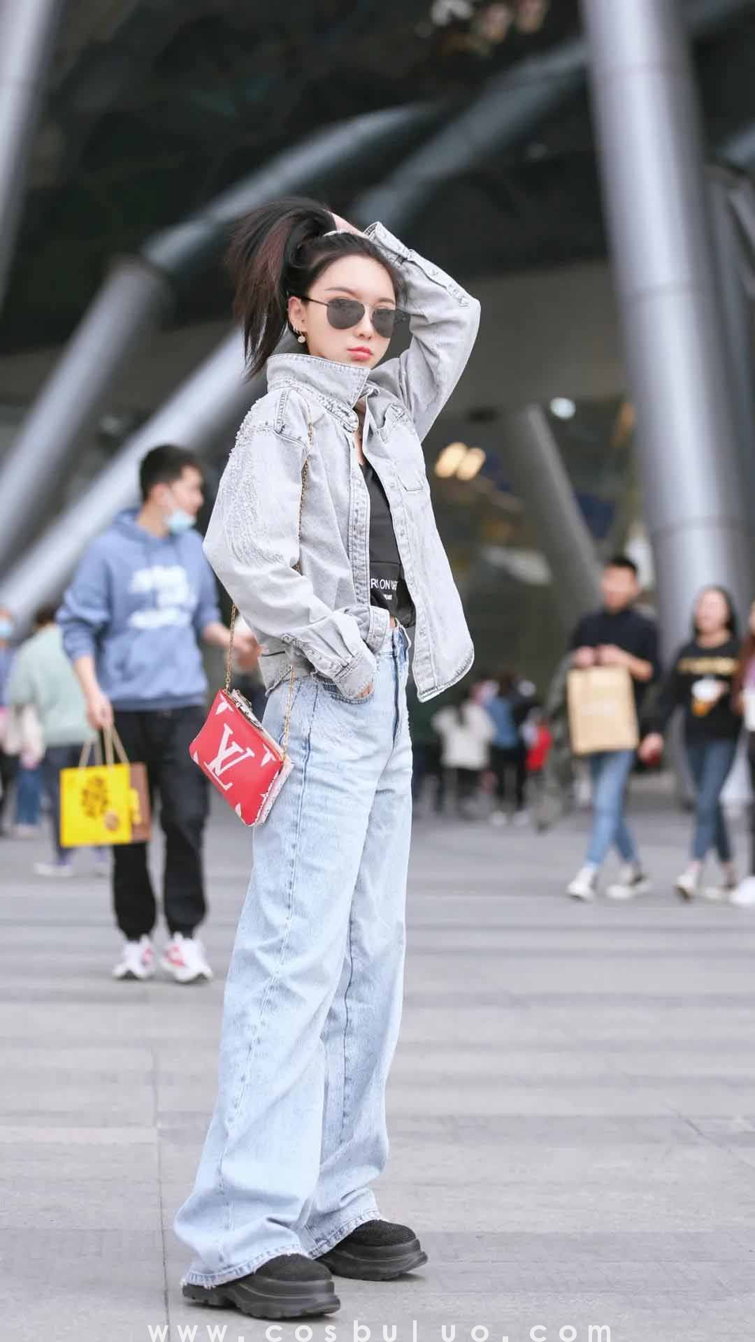 街拍|牛年第一推 从西装到短裙 美就完事了(图5)