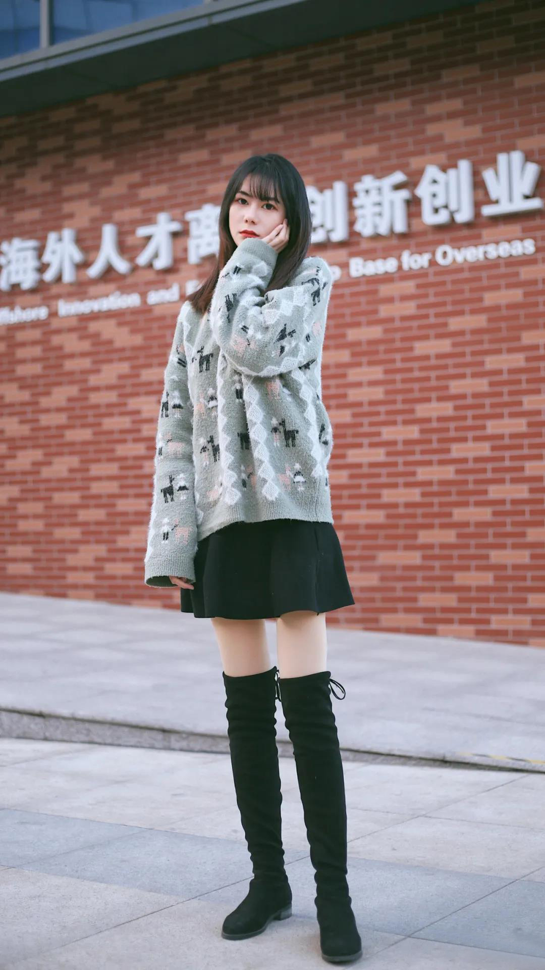街拍|臃肿的冬日 妹纸还是那么会穿(图1)