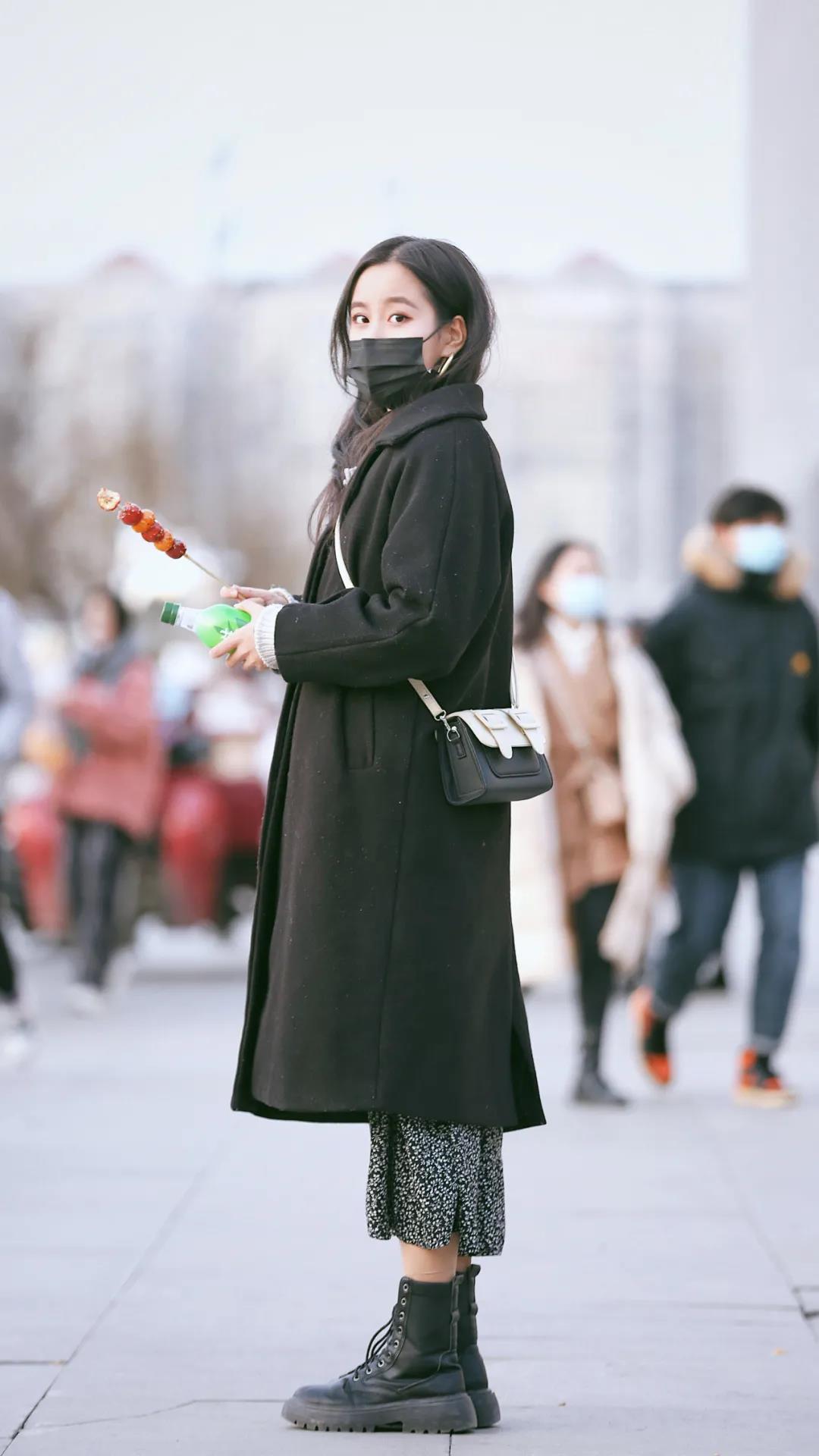 街拍|去了趟美术馆 才发现好看又热爱艺术的人这么多(图5)