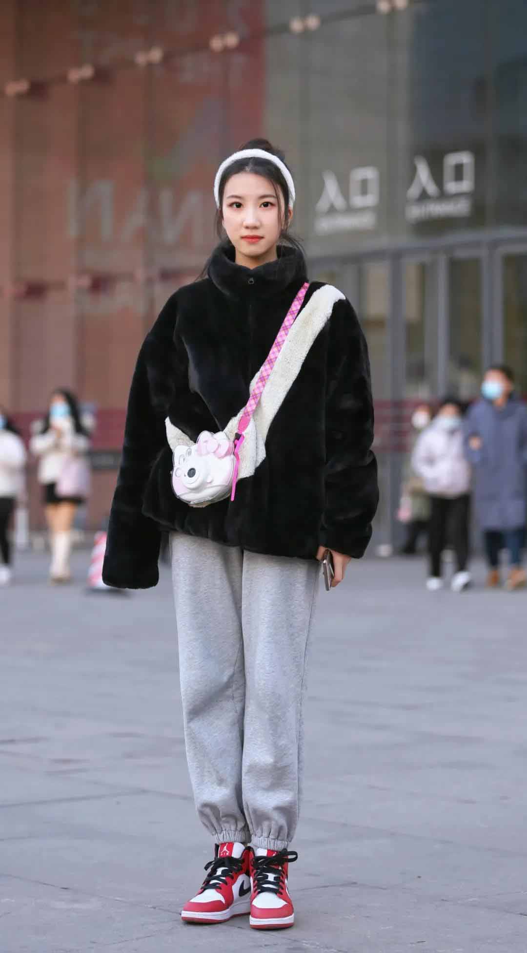 街拍|零下20度 小姐姐都变得“冷好看”(图4)