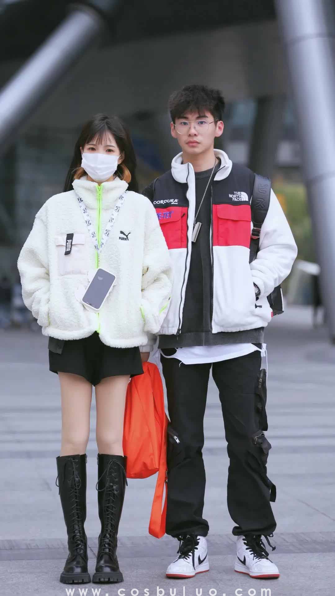 街拍|冷到想裹被子出门 试试这样穿吧(图6)