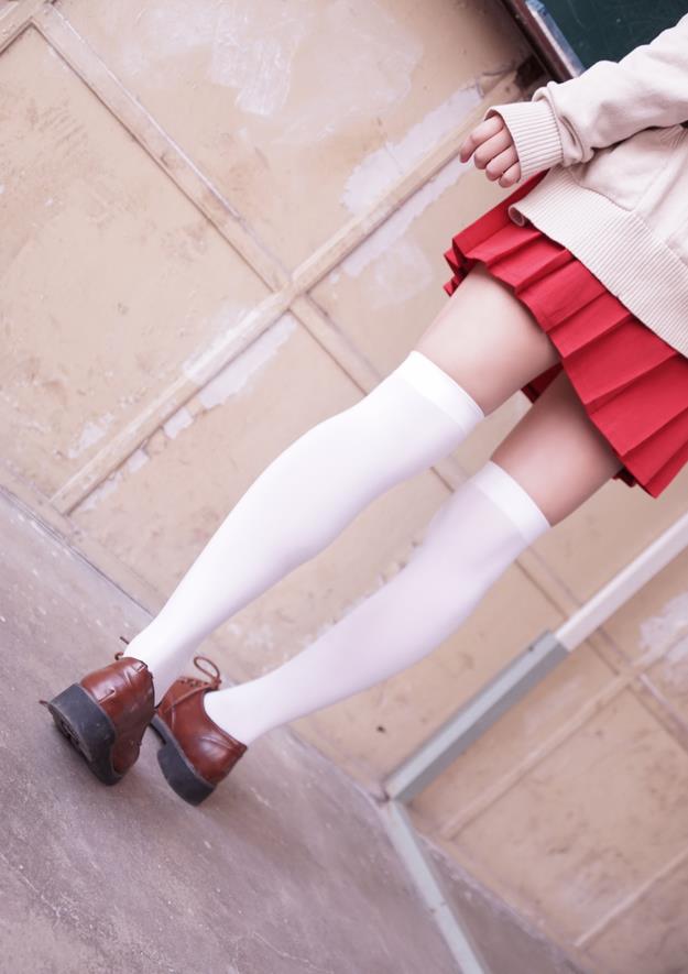 神楽坂真冬红JK白过膝【112P-1.27G】(图2)