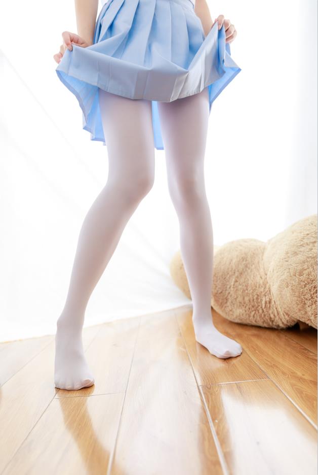 森萝财团PR15-007 【81P+1V=723MB】(图1)