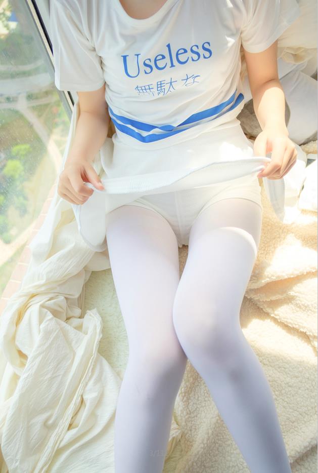 森萝财团R15-004【111P-612MB】(图1)
