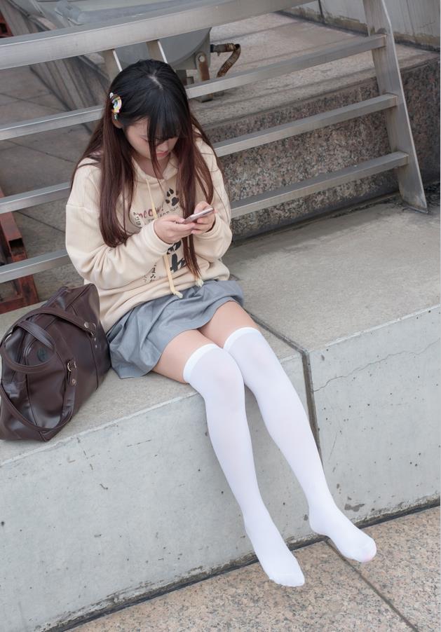 森萝财团R15-040【131P-864MB】(图3)