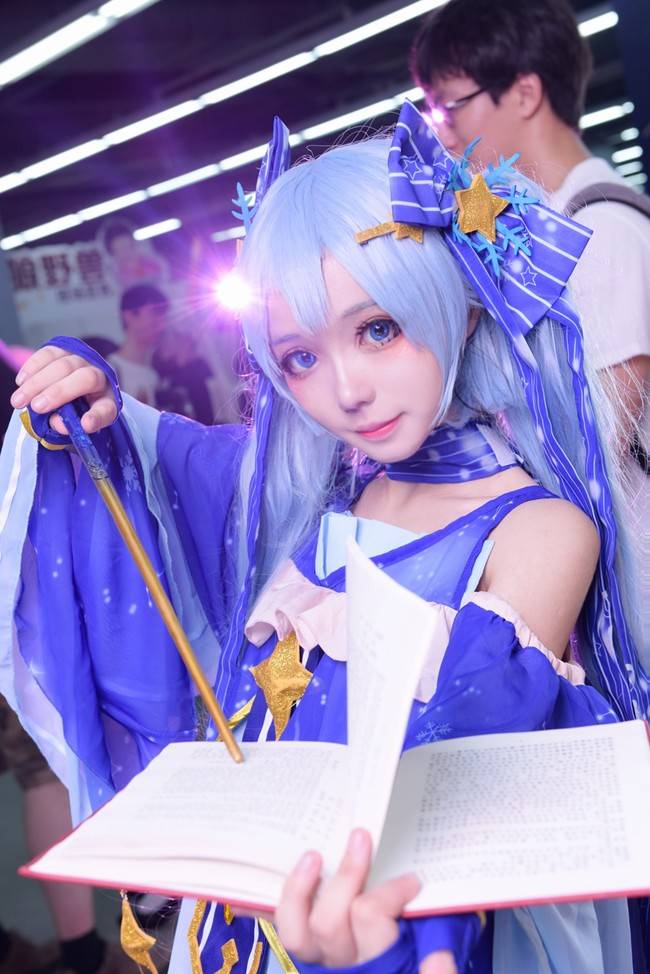 星与雪的公主miku(图1)