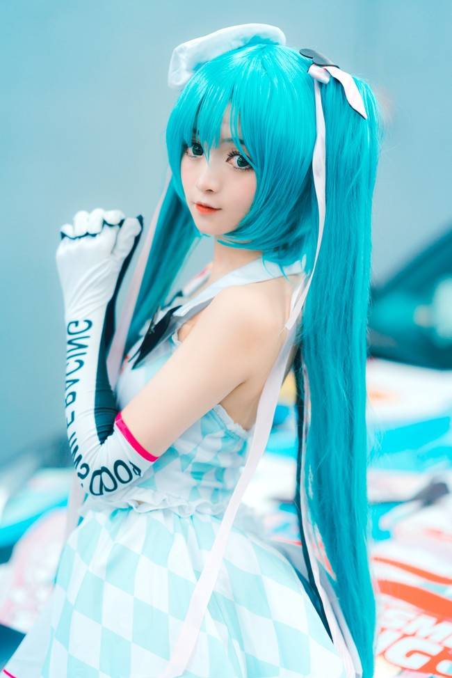 初音未来cosplay Cn：春眠的哈妹(图1)