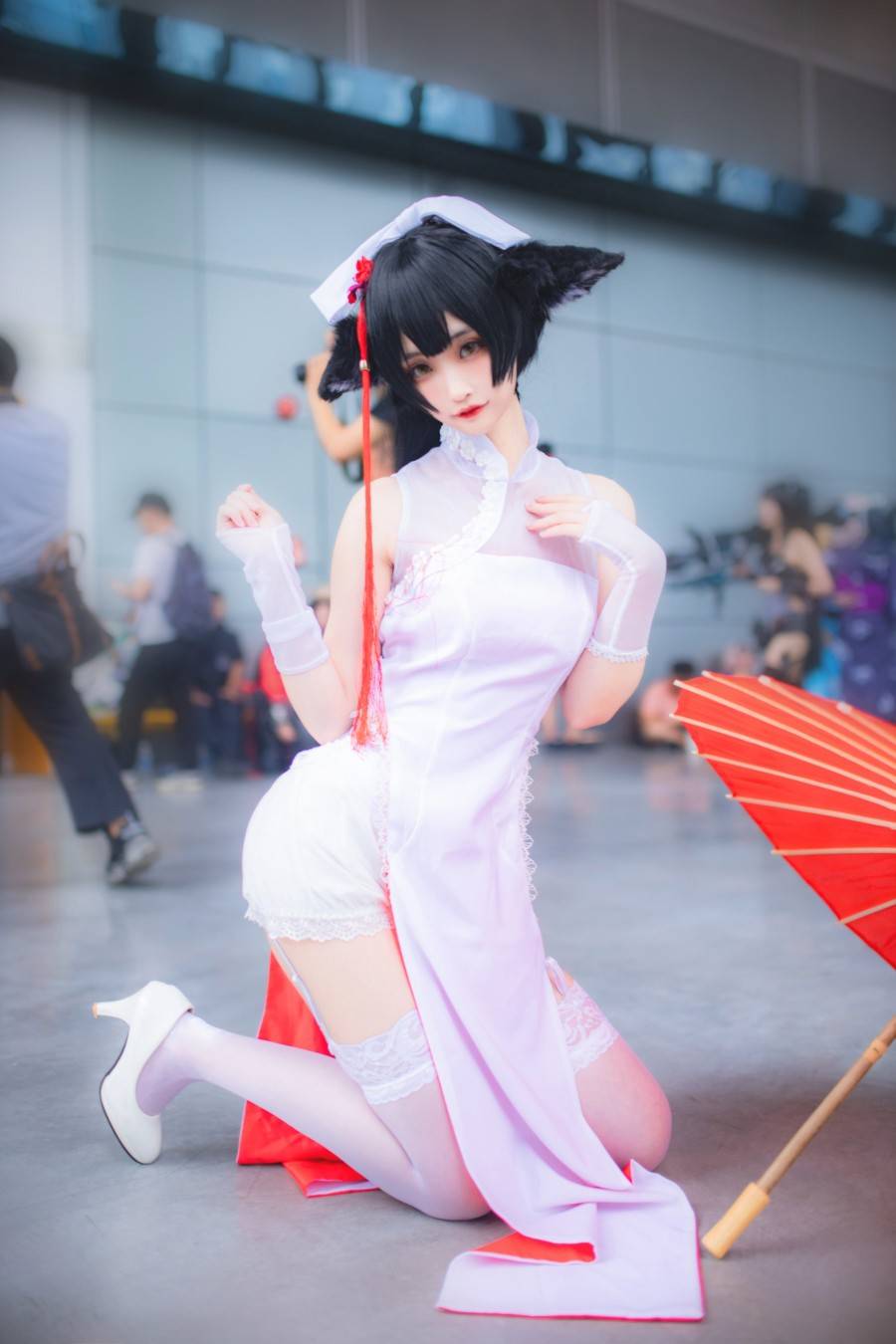 碧蓝航线 高雄旗袍cosplay Cn：未小寻(图1)
