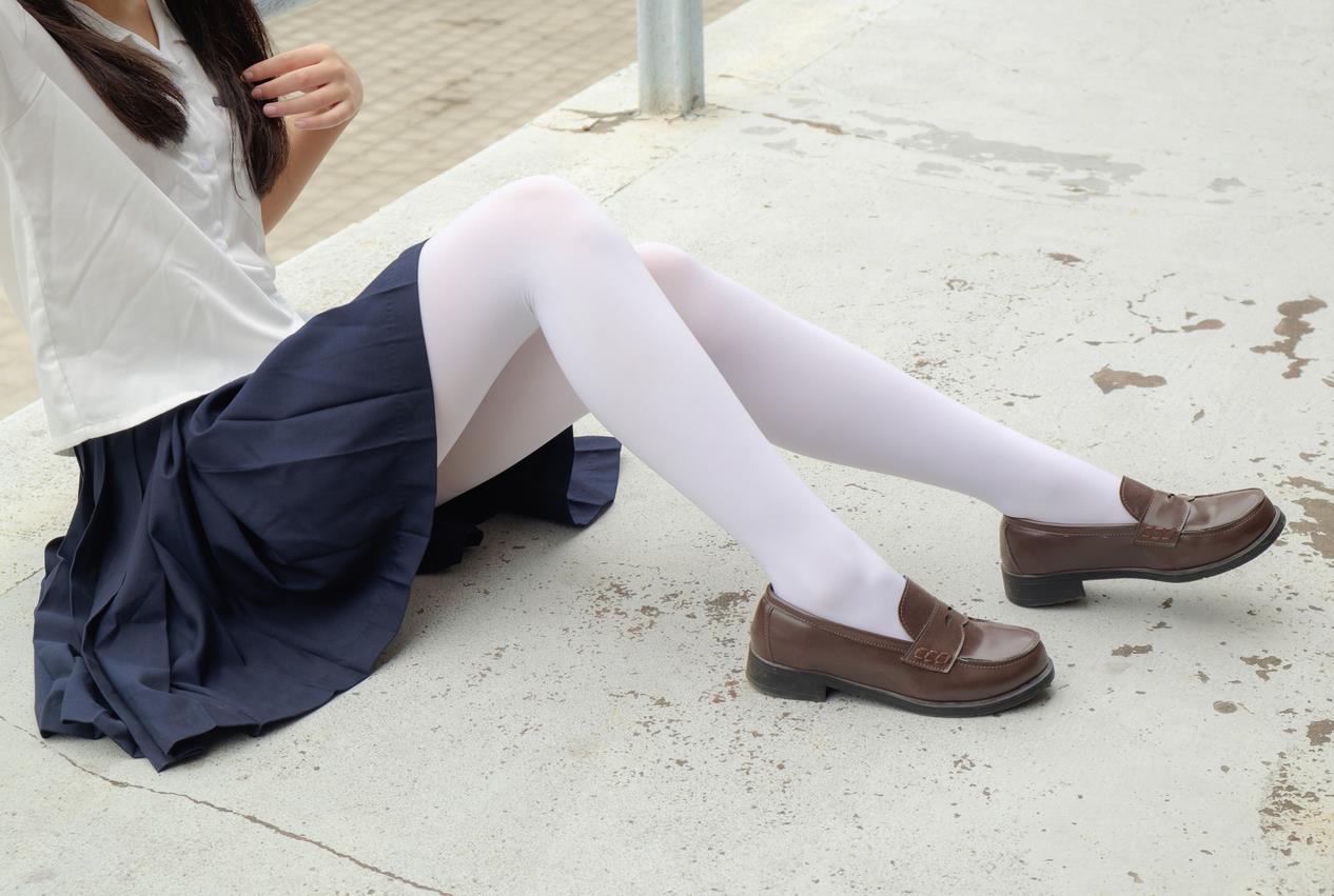 森萝财团R15-034【102P-696MB】(图2)