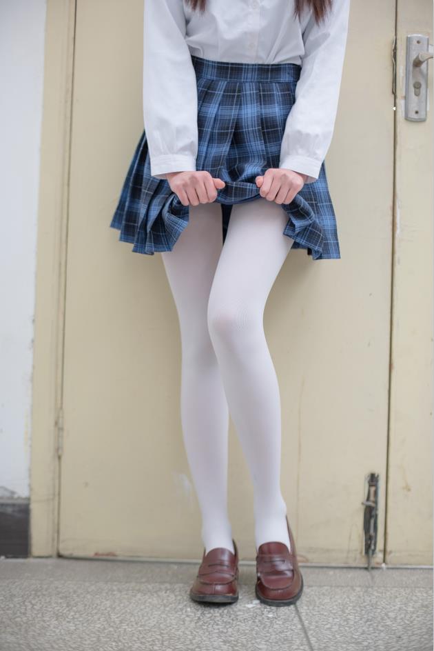 森萝财团R15-044【93P-609MB】(图2)