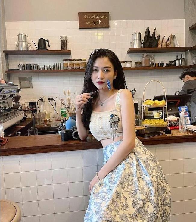 23岁越南女明星不雅视频外流，一夜登上越南各平台热搜第一(图4)