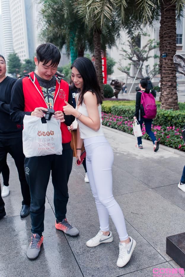 【街拍】勾搭路人替我拍照【263P-1.72G】(图12)