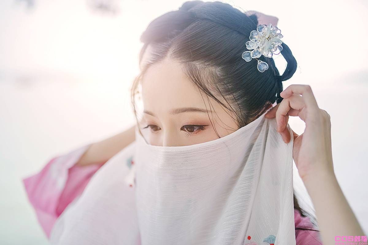汉服写真 风莲入梦Cn：璐瑶想养白狗(图2)