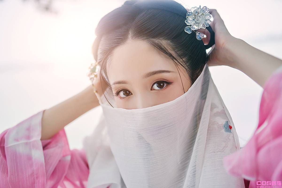 汉服写真 风莲入梦Cn：璐瑶想养白狗(图1)