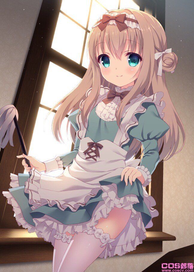 身穿女仆装的美少女(图4)