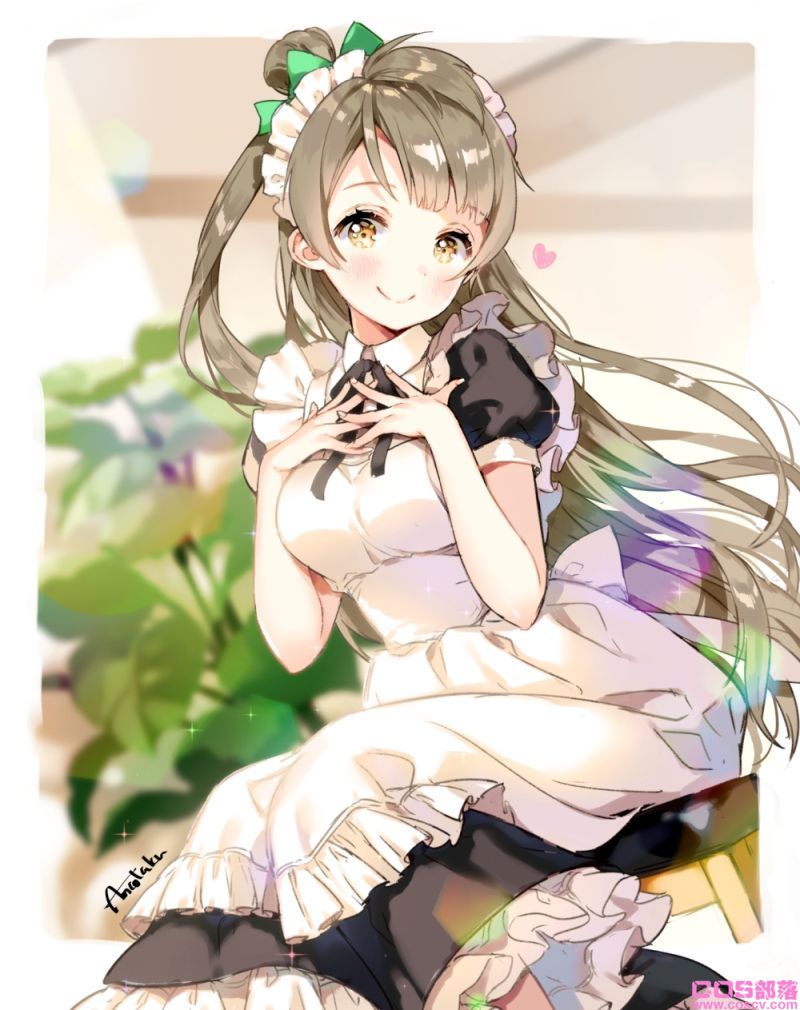 身穿女仆装的美少女(图5)