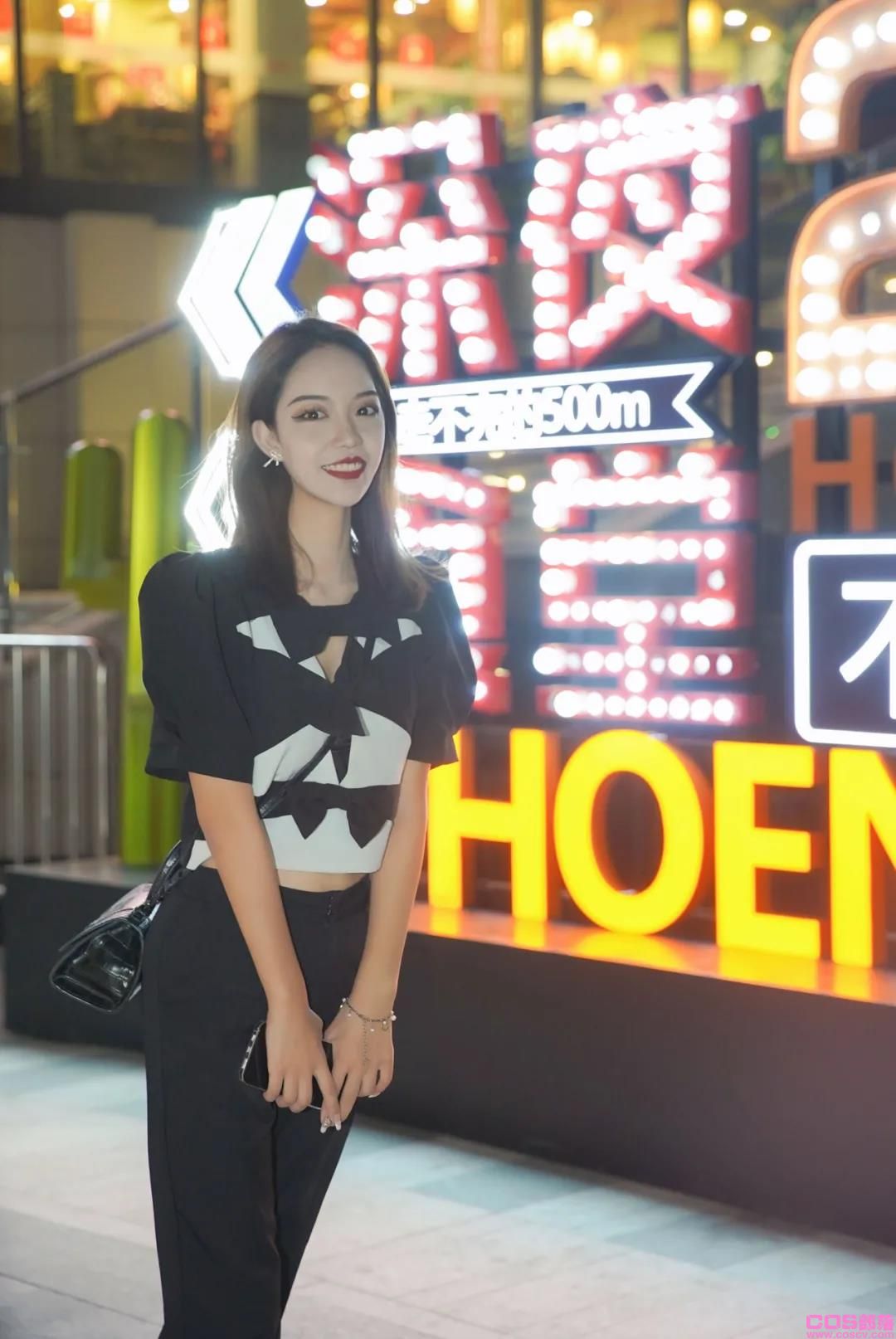和月球一起拍照是什么体验？听说还能领对象？(图13)