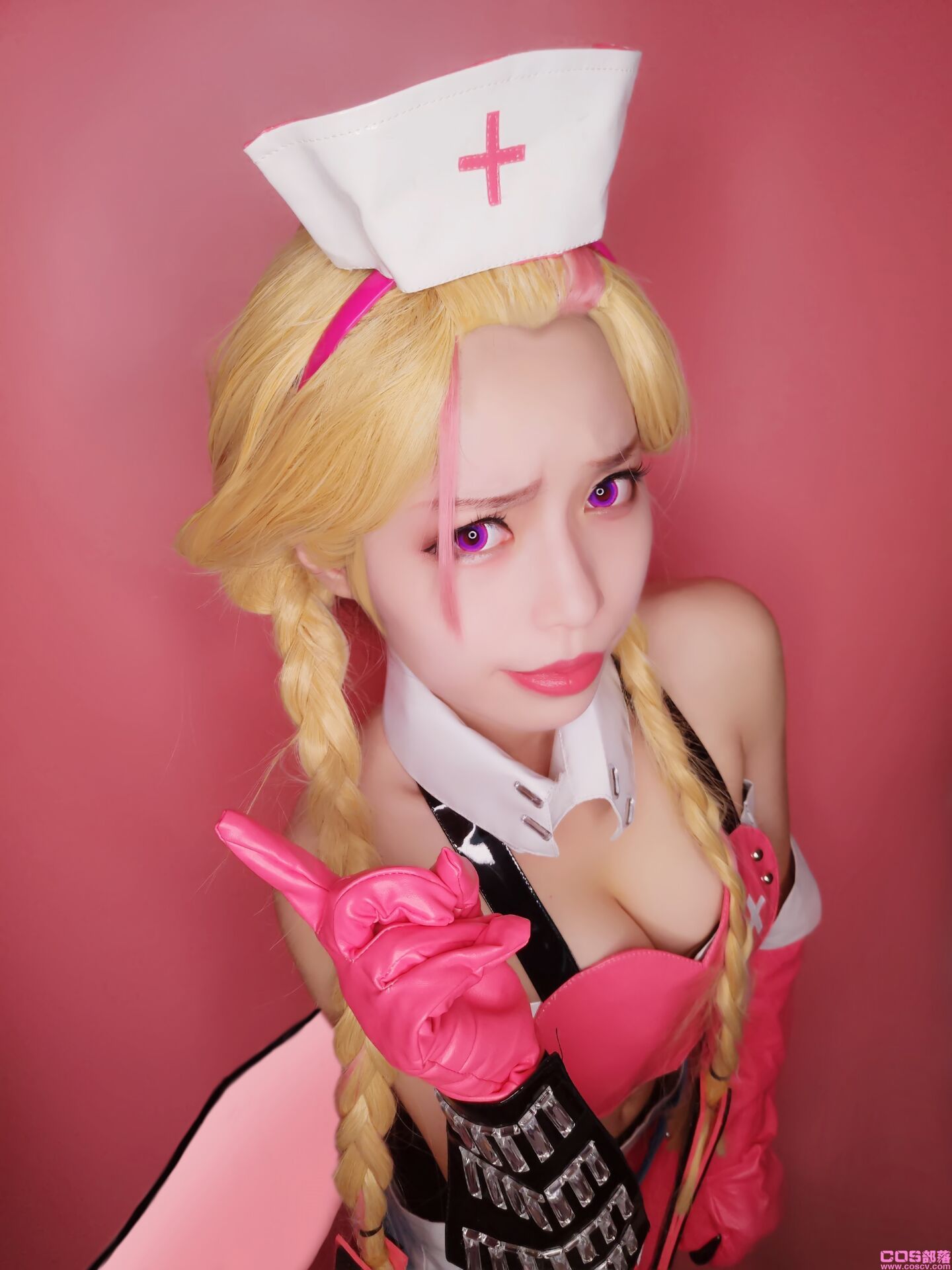 《嗜谎之神》幽丽护士装cosplay君Cn：白易子(图7)