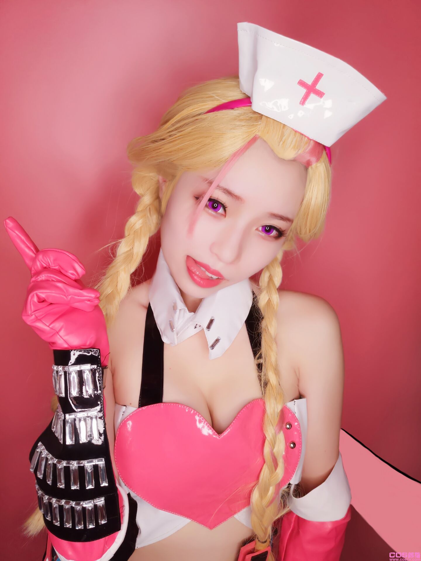 《嗜谎之神》幽丽护士装cosplay君Cn：白易子(图4)