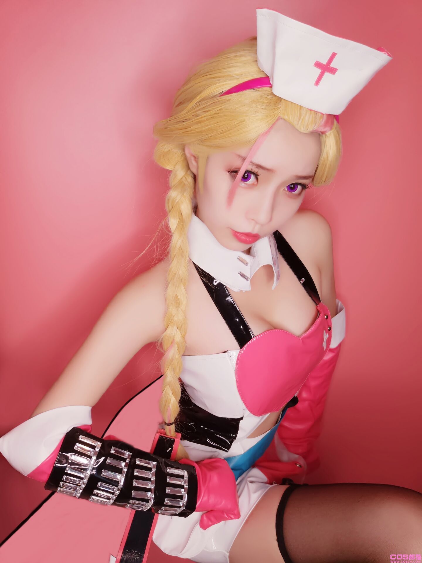 《嗜谎之神》幽丽护士装cosplay君Cn：白易子(图9)