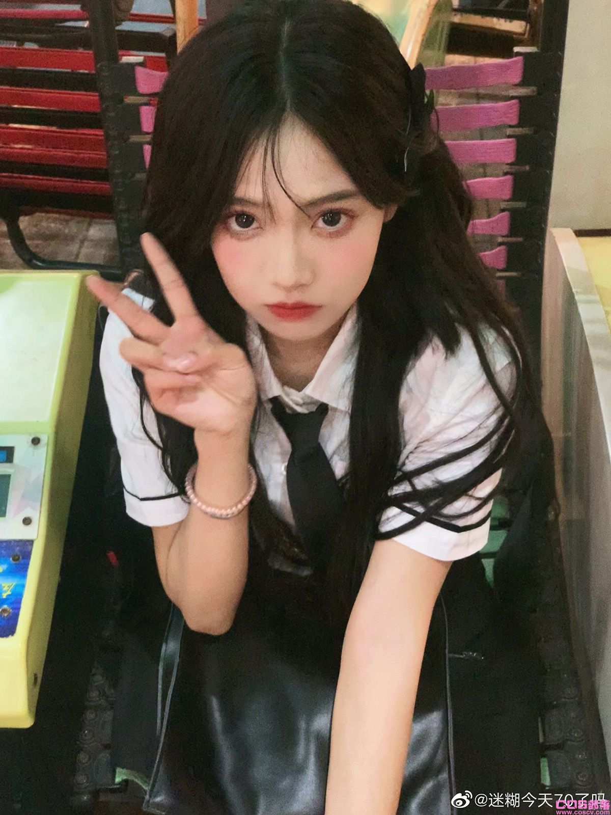 学妹感十足！微博清新美少女《迷糊今天70了吗》笑容里有超萌小虎牙！(图8)