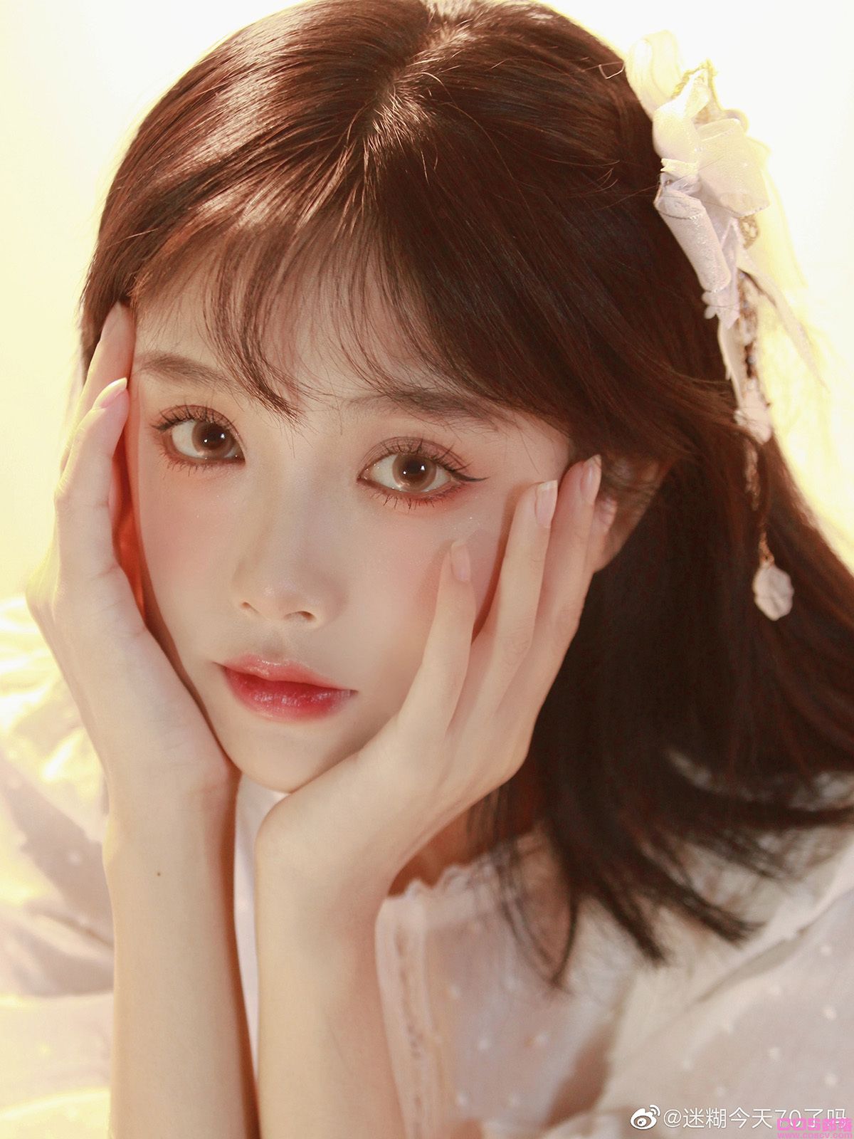 学妹感十足！微博清新美少女《迷糊今天70了吗》笑容里有超萌小虎牙！(图13)