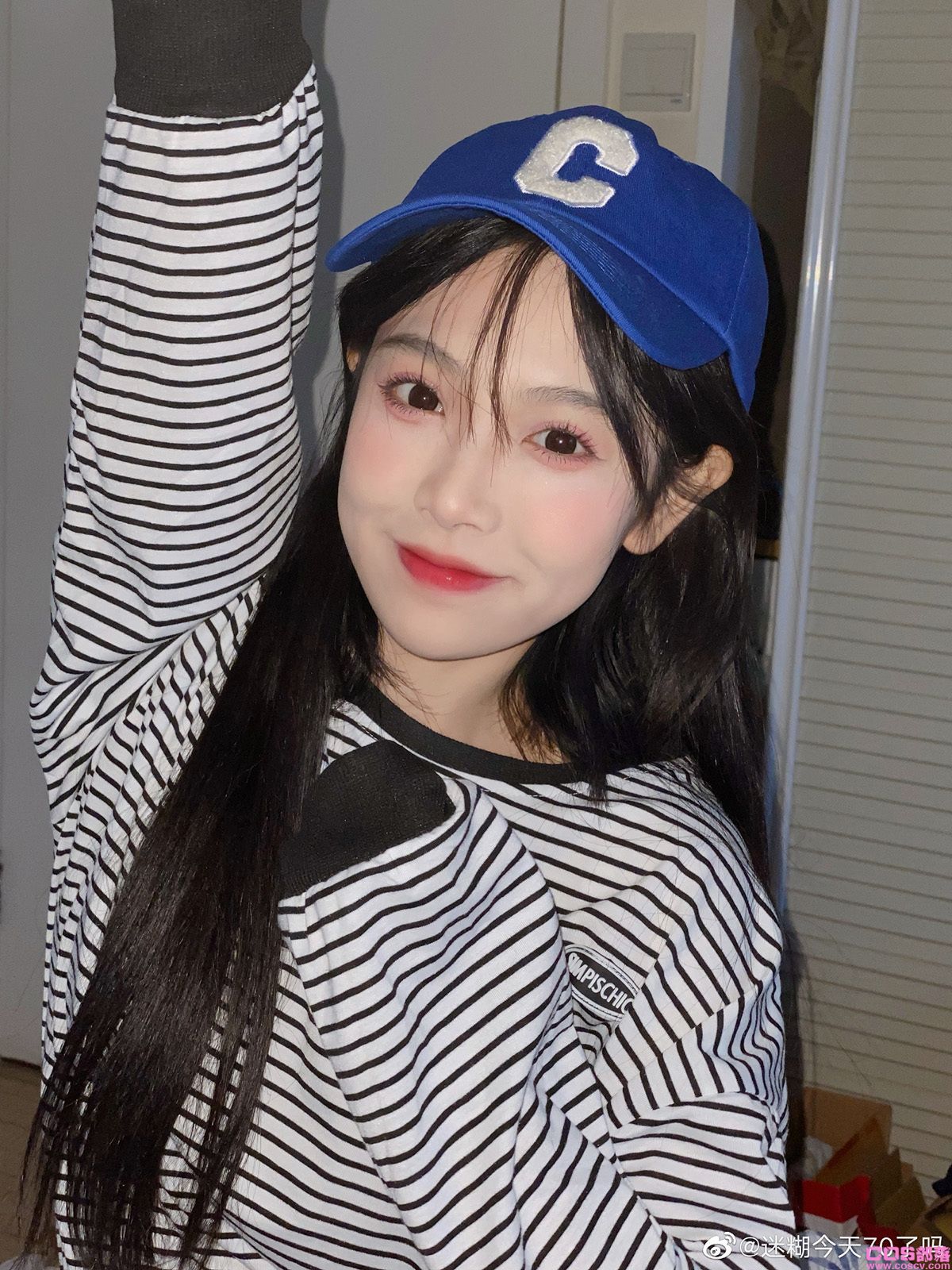 学妹感十足！微博清新美少女《迷糊今天70了吗》笑容里有超萌小虎牙！(图9)