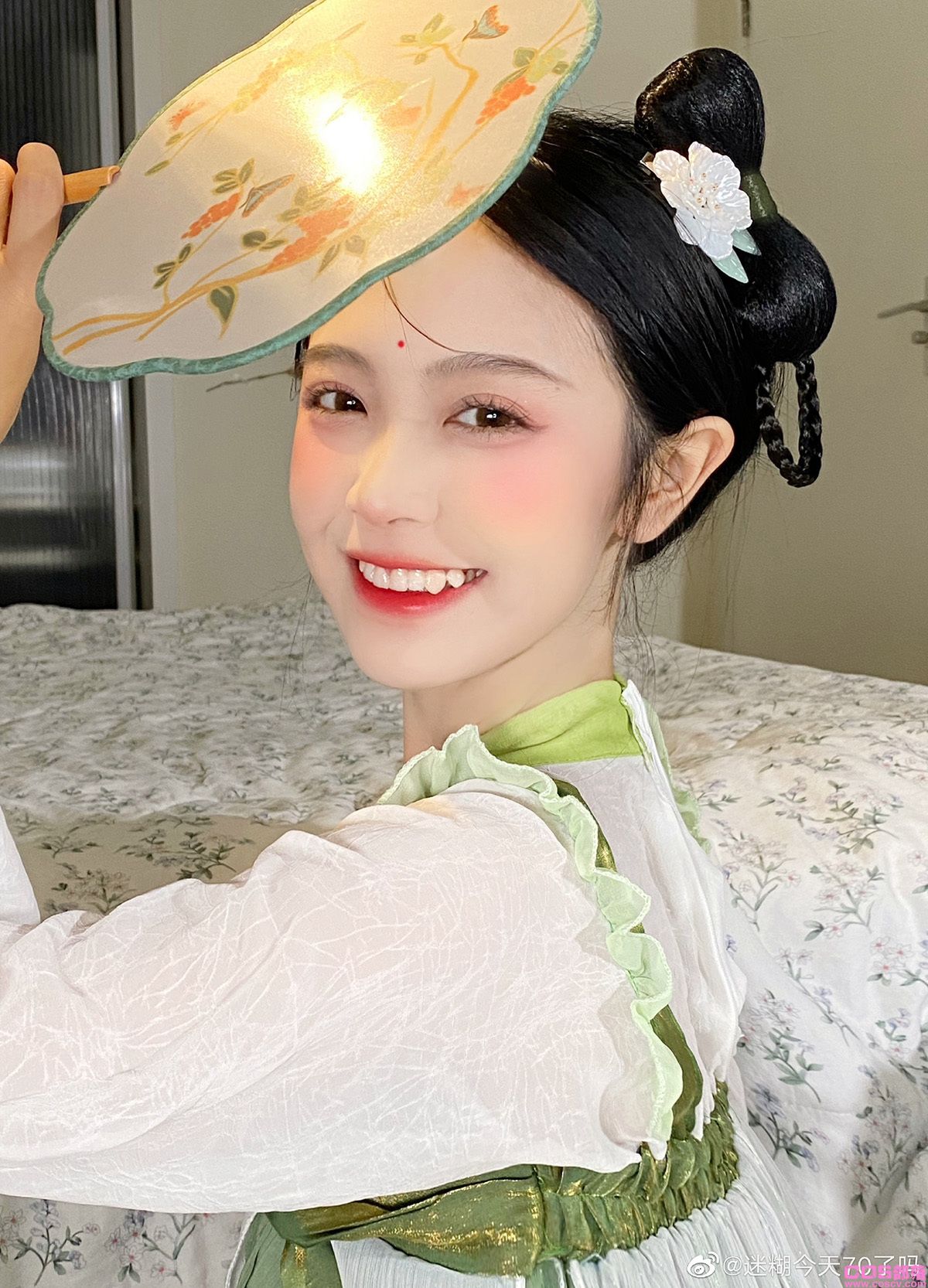 学妹感十足！微博清新美少女《迷糊今天70了吗》笑容里有超萌小虎牙！(图17)