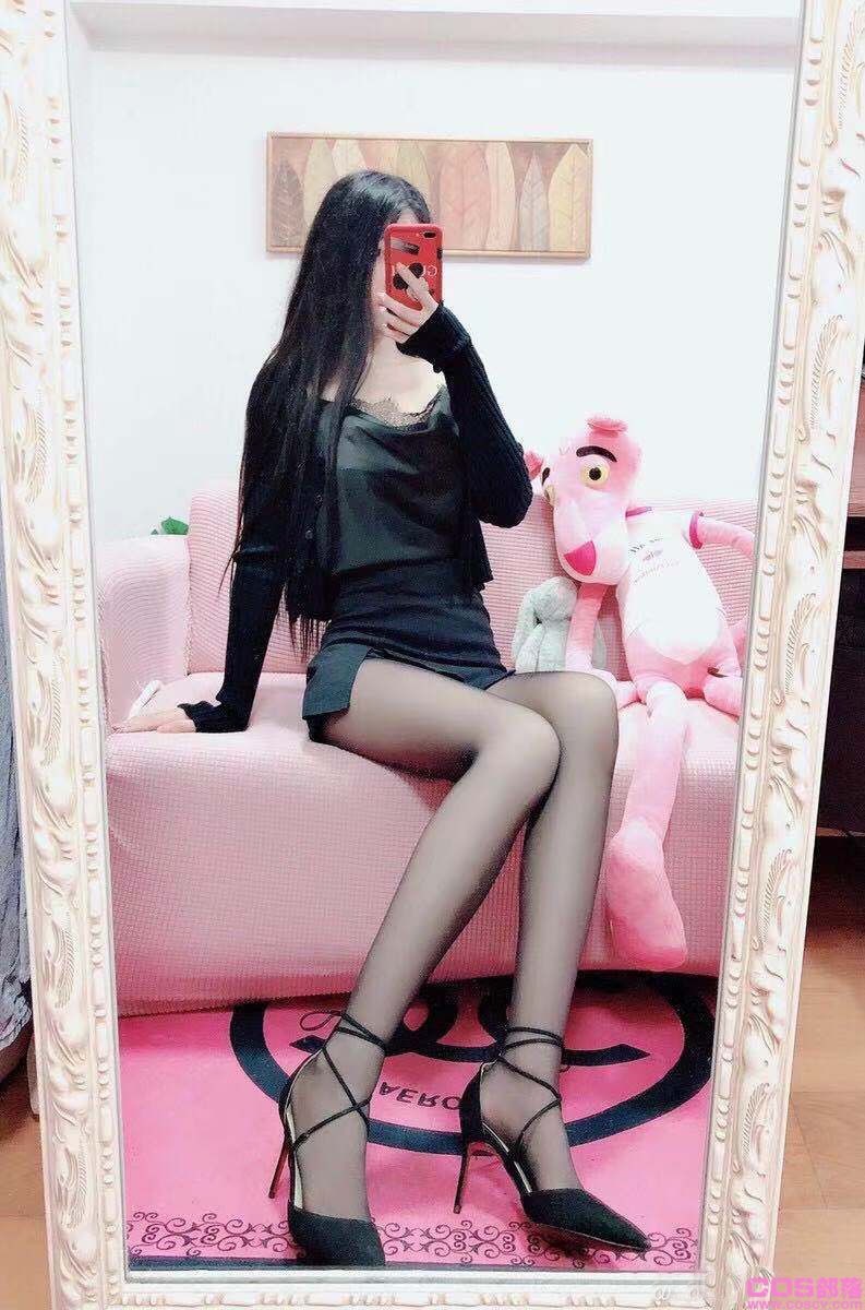 闲置包臀开裂半身裙(图1)