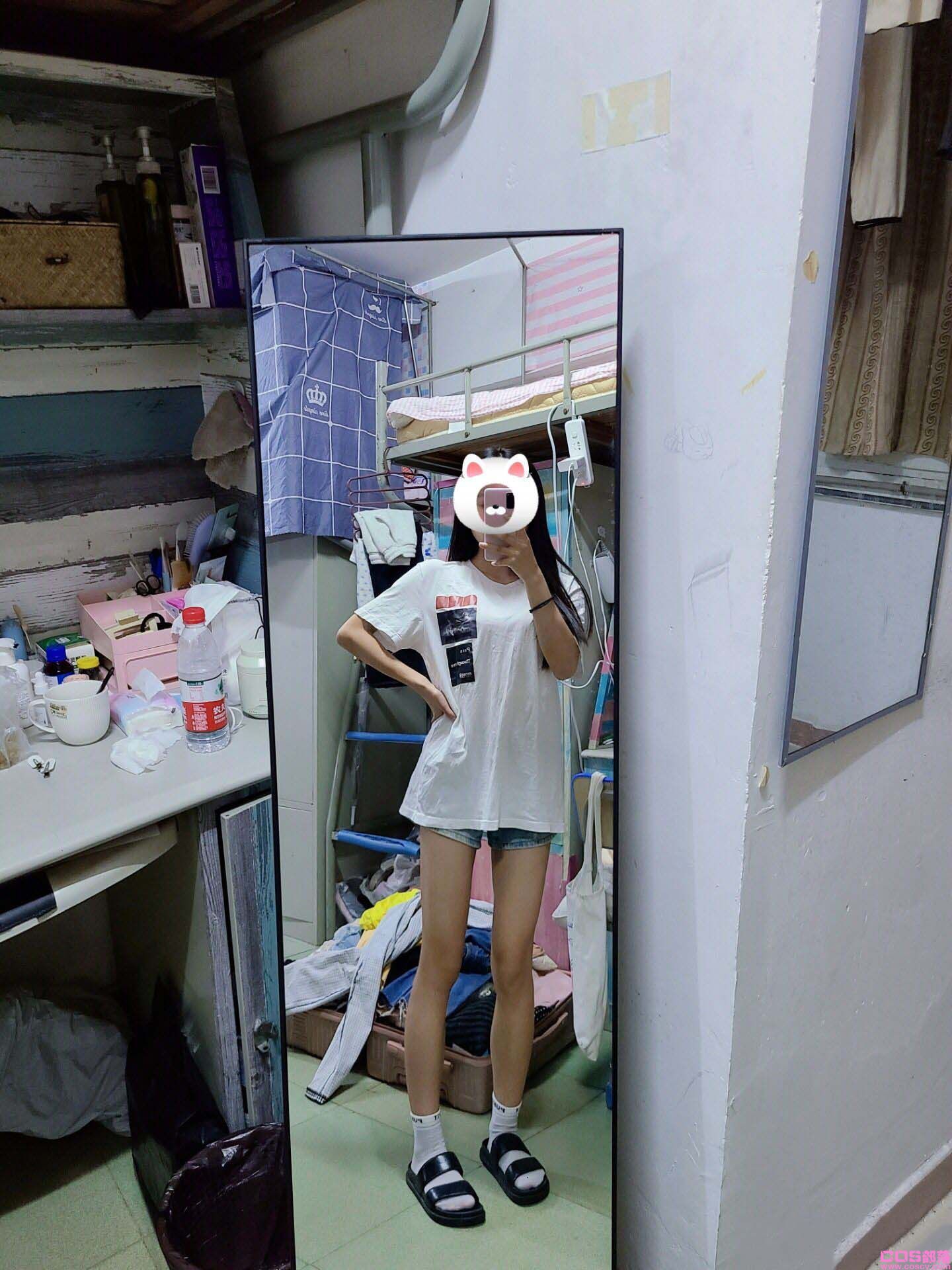 毕业清衣柜啦白色T恤实体店入手(图3)
