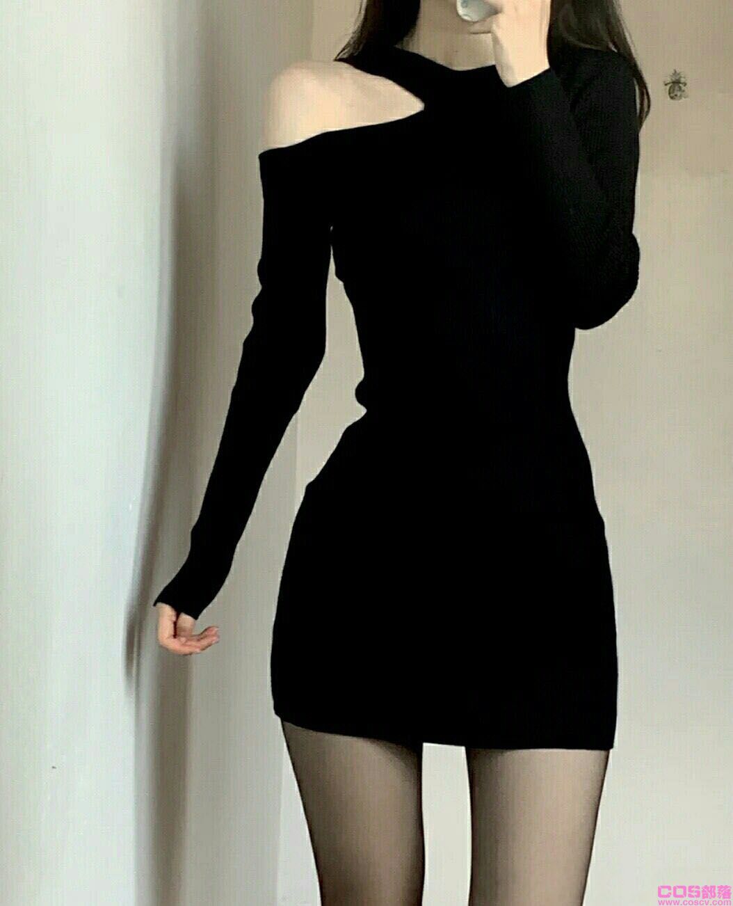 黑色连衣裙(图3)