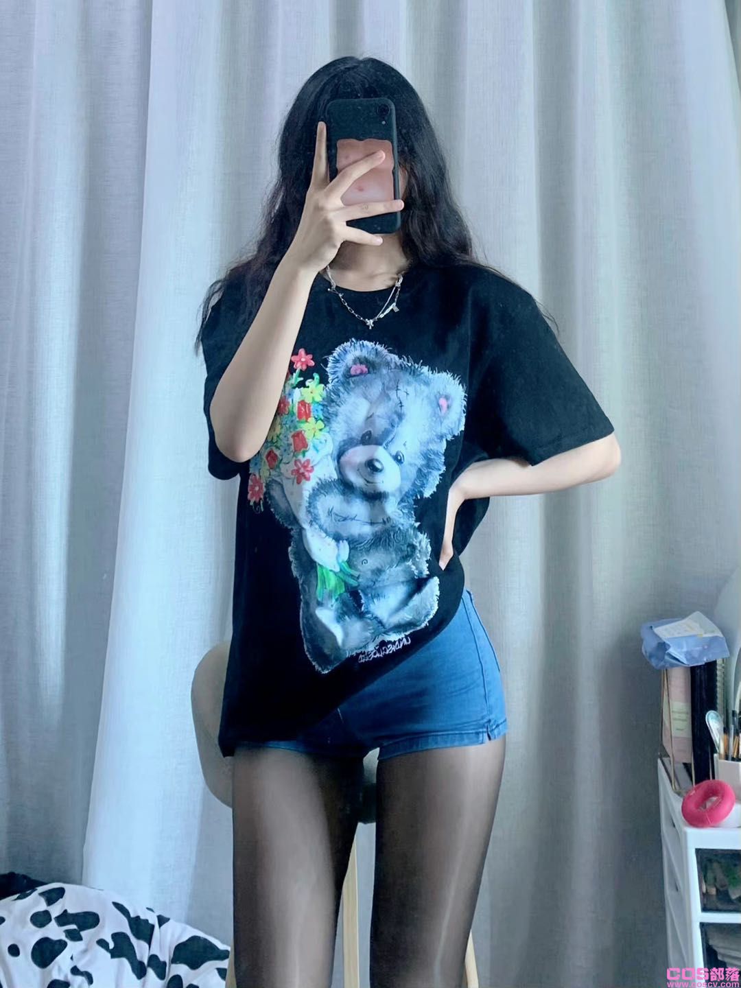 爱发朋友圈的黑丝小姐姐(图5)