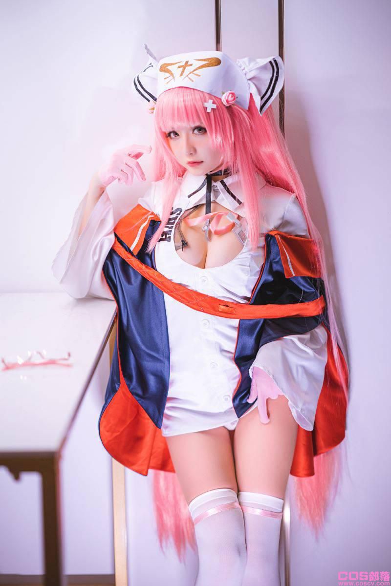 微博红人@星之迟迟 英仙座护士【20P/66MB】(图2)