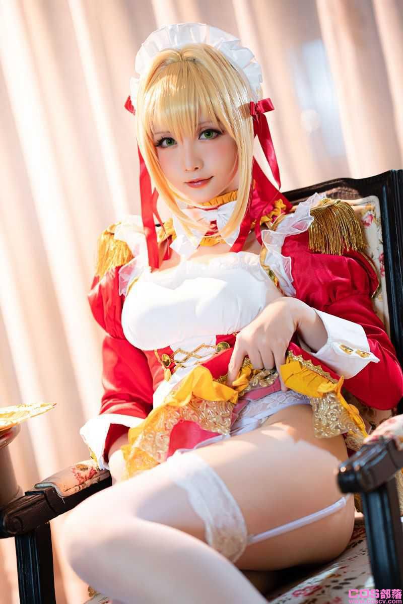 微博红人@星之迟迟 御主人様 电子图包【50P/188MB】(图3)