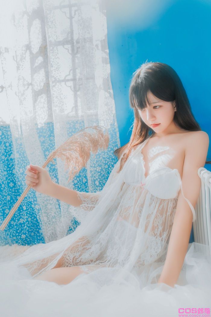 罗利风COS 桜桃喵 - 少女私房【50P/442MB】(图3)