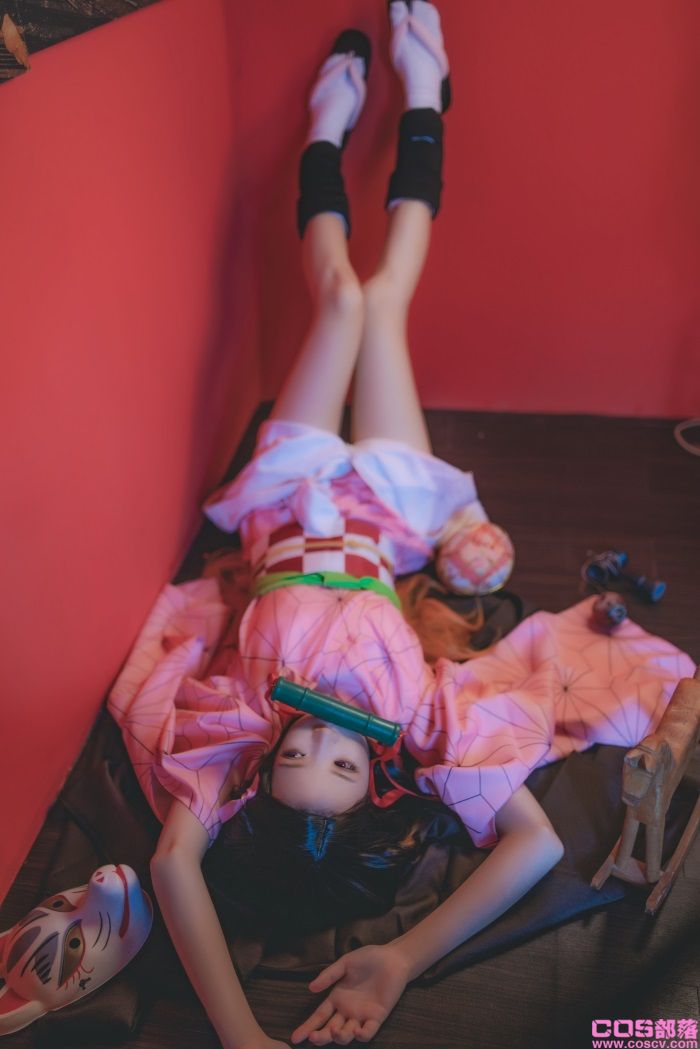 人气动漫Coser@桜桃喵 - 灶门祢豆子【21P/528MB】(图2)