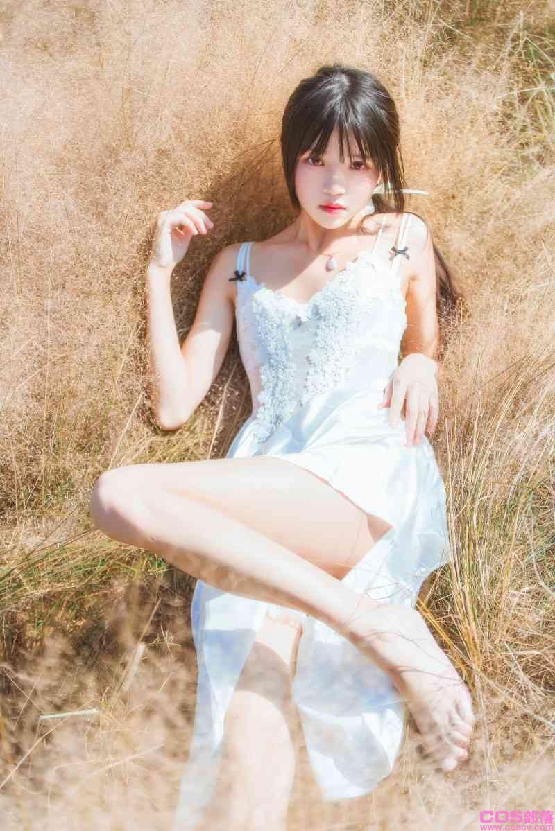 人气Coser@桜桃喵 原野上的浪漫【51P/1G】(图2)