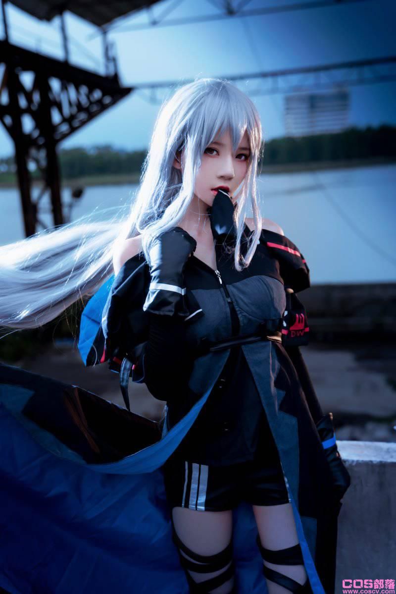 人气Coser@桜桃喵 斯卡蒂【16P/290MB】(图3)