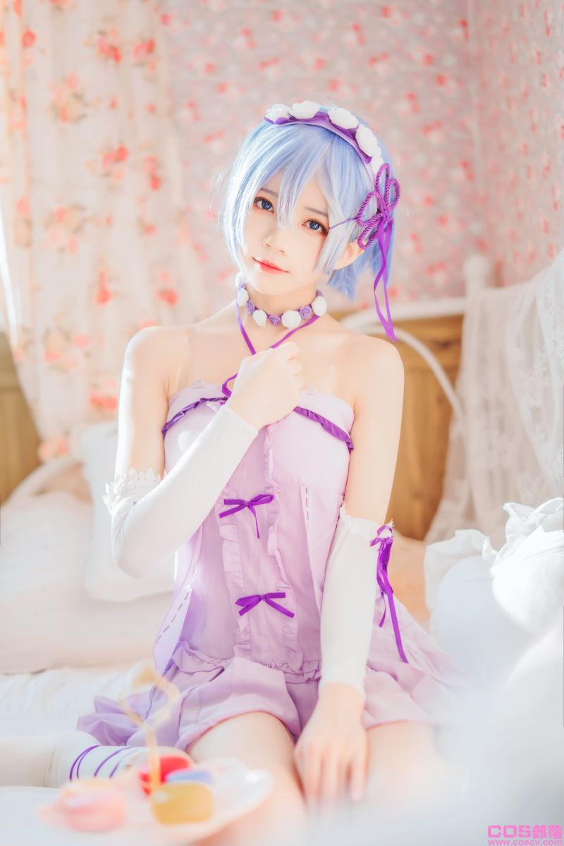 人气Coser@桜桃喵 蕾姆小睡裙【40P/639MB】(图2)