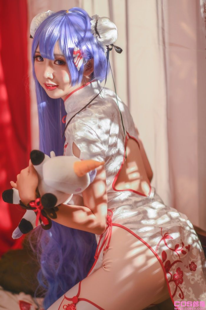 网紅Coser@面饼仙儿 - 旗袍【20P/230MB】(图3)