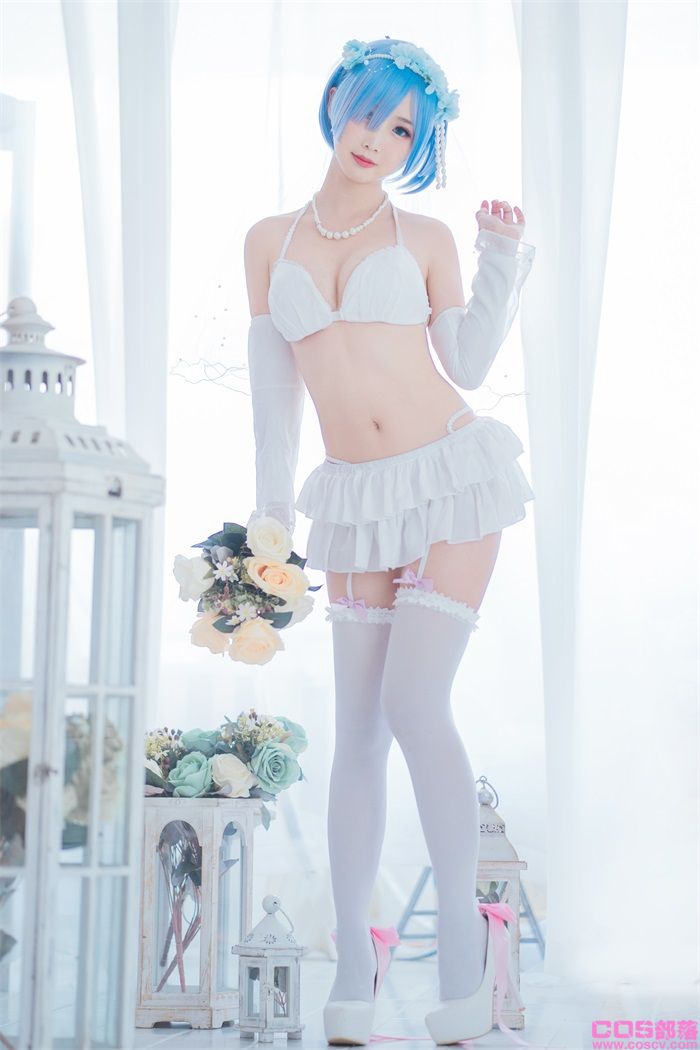 人气动漫Coser@面饼仙儿 - 花嫁蕾姆【28P/186MB】(图3)